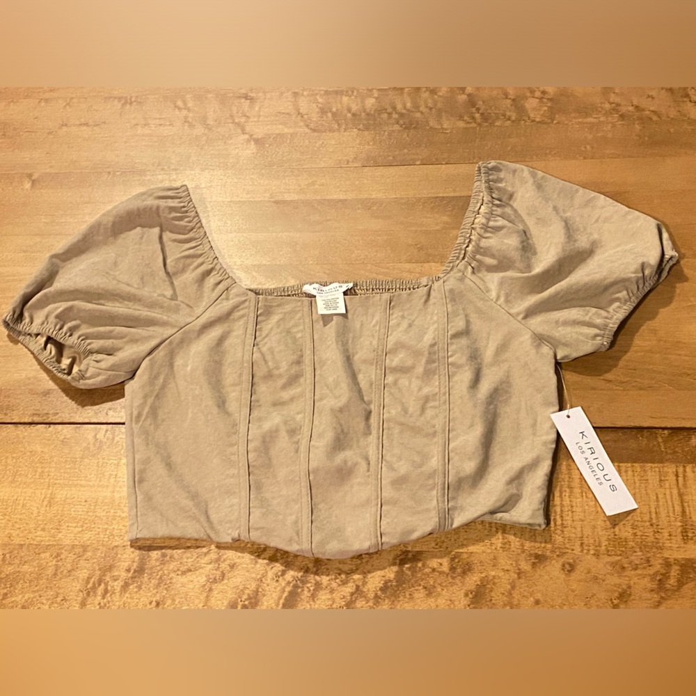 Kirious LA Tan Colored Suede Feel Crop Top Size M Shirred back Pheasant Pirate - Picture 5 of 5